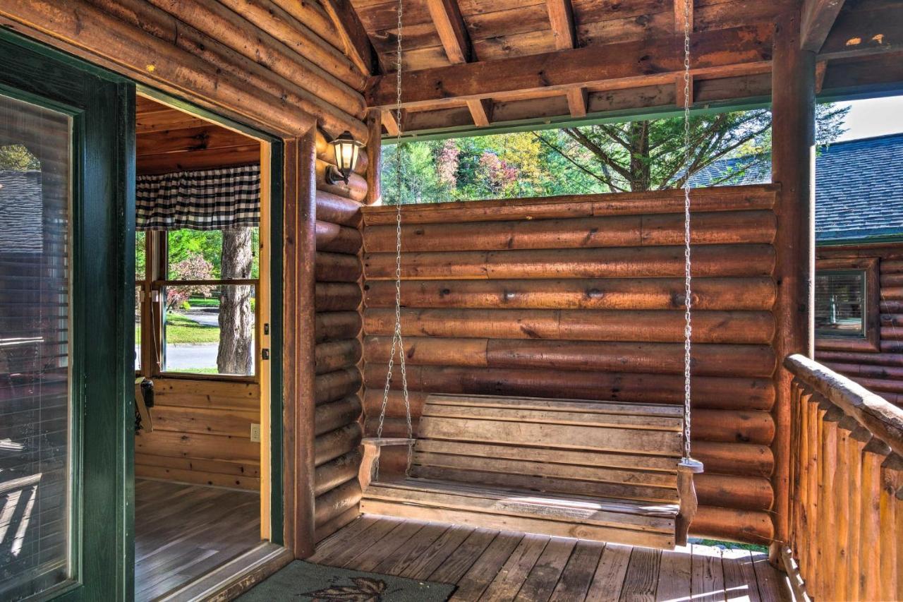 Dog Friendly, Romantic Mtn Getaway Hot Tub Pool Gatlinburg Exterior foto