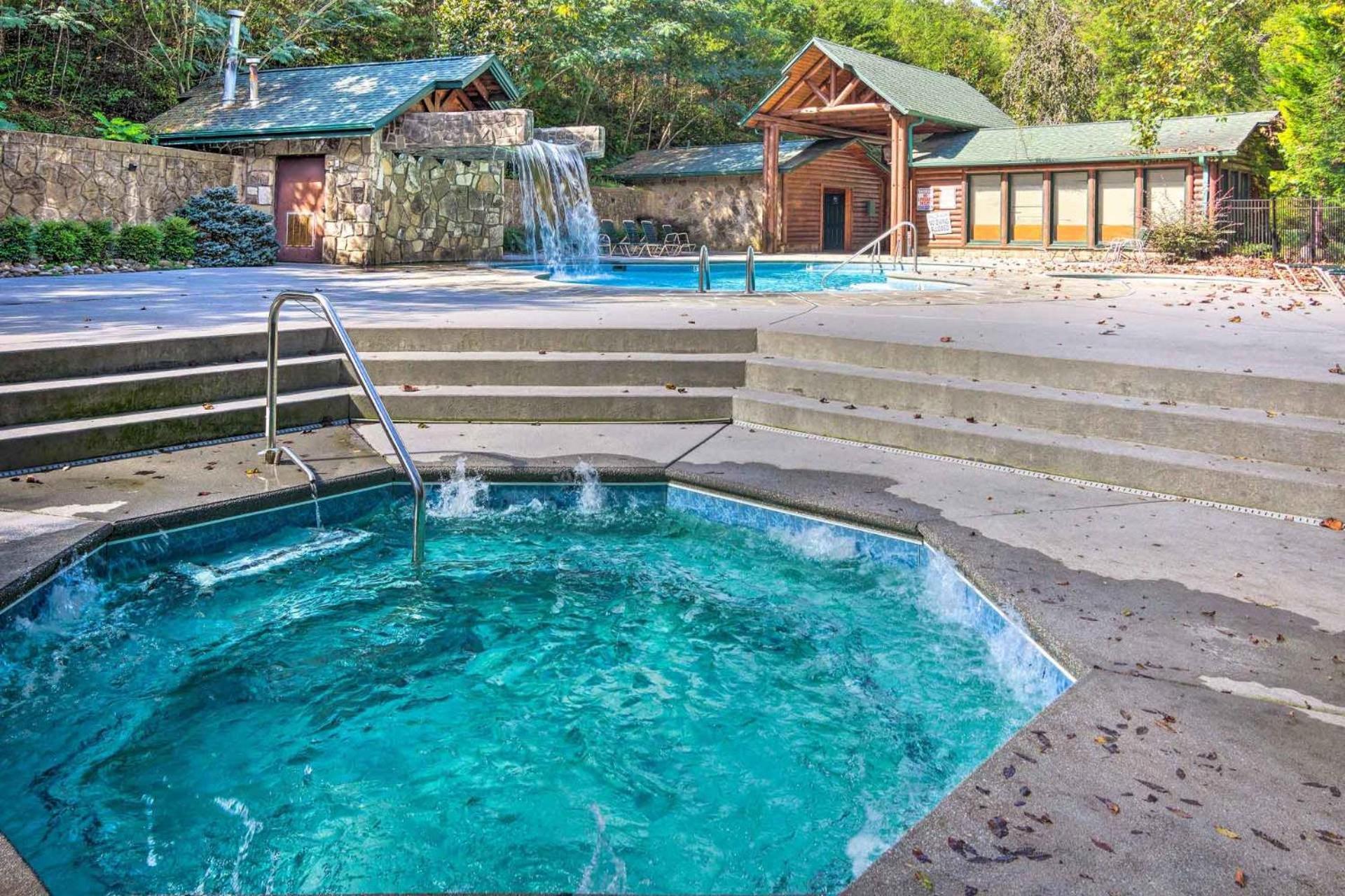 Dog Friendly, Romantic Mtn Getaway Hot Tub Pool Gatlinburg Exterior foto